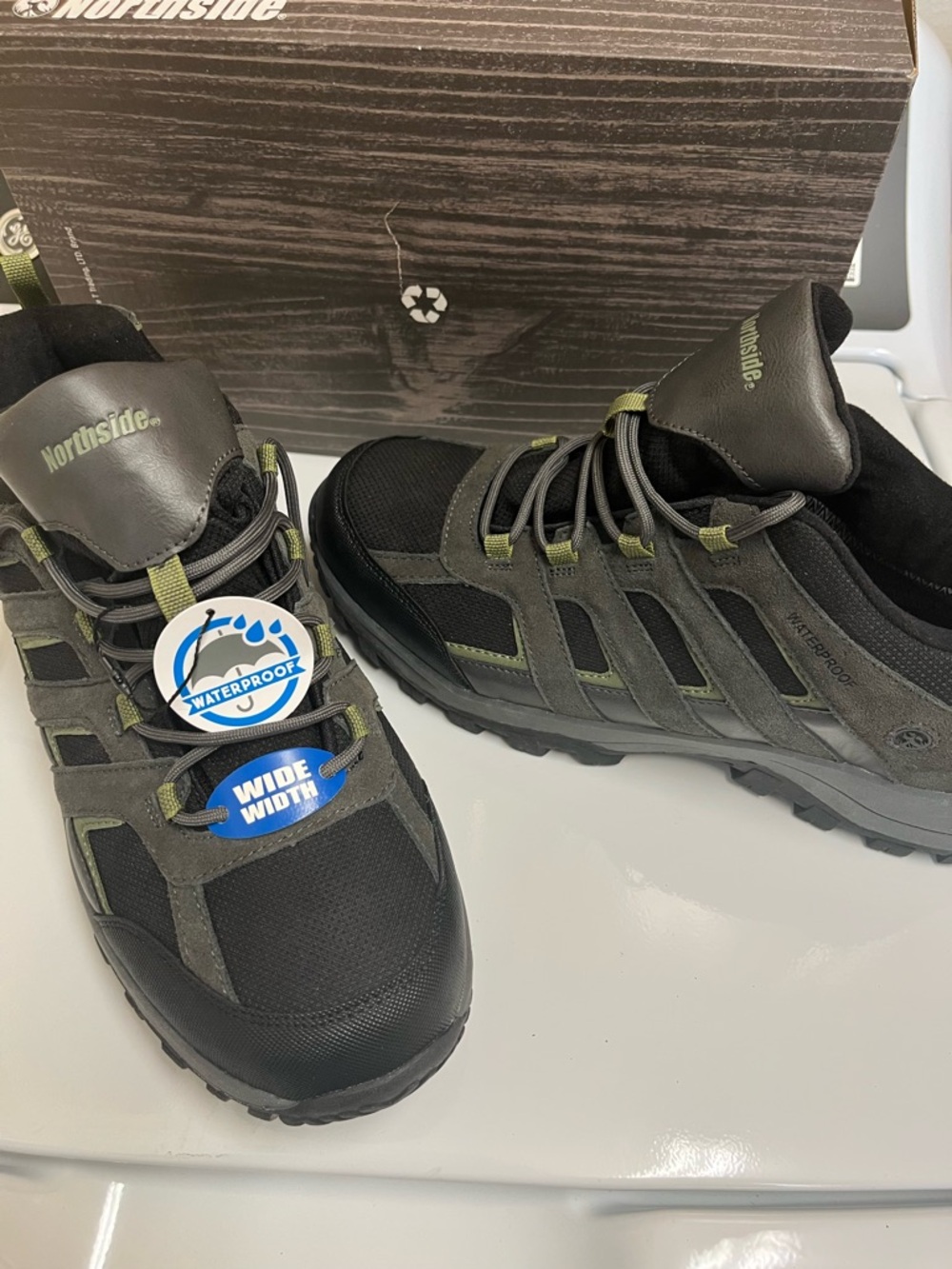 Northside Men's Waterproof Hiking Boots in Olive and Black